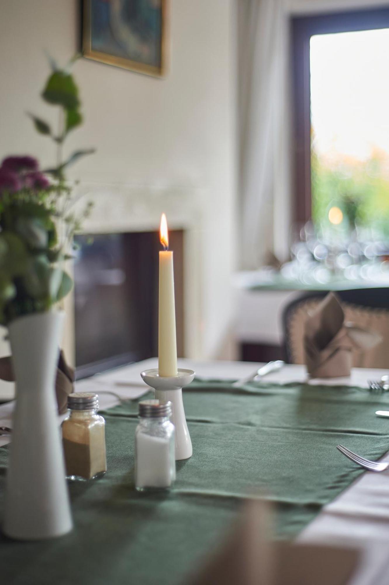 Hotel Restaurant Waldschloesschen Линен Экстерьер фото