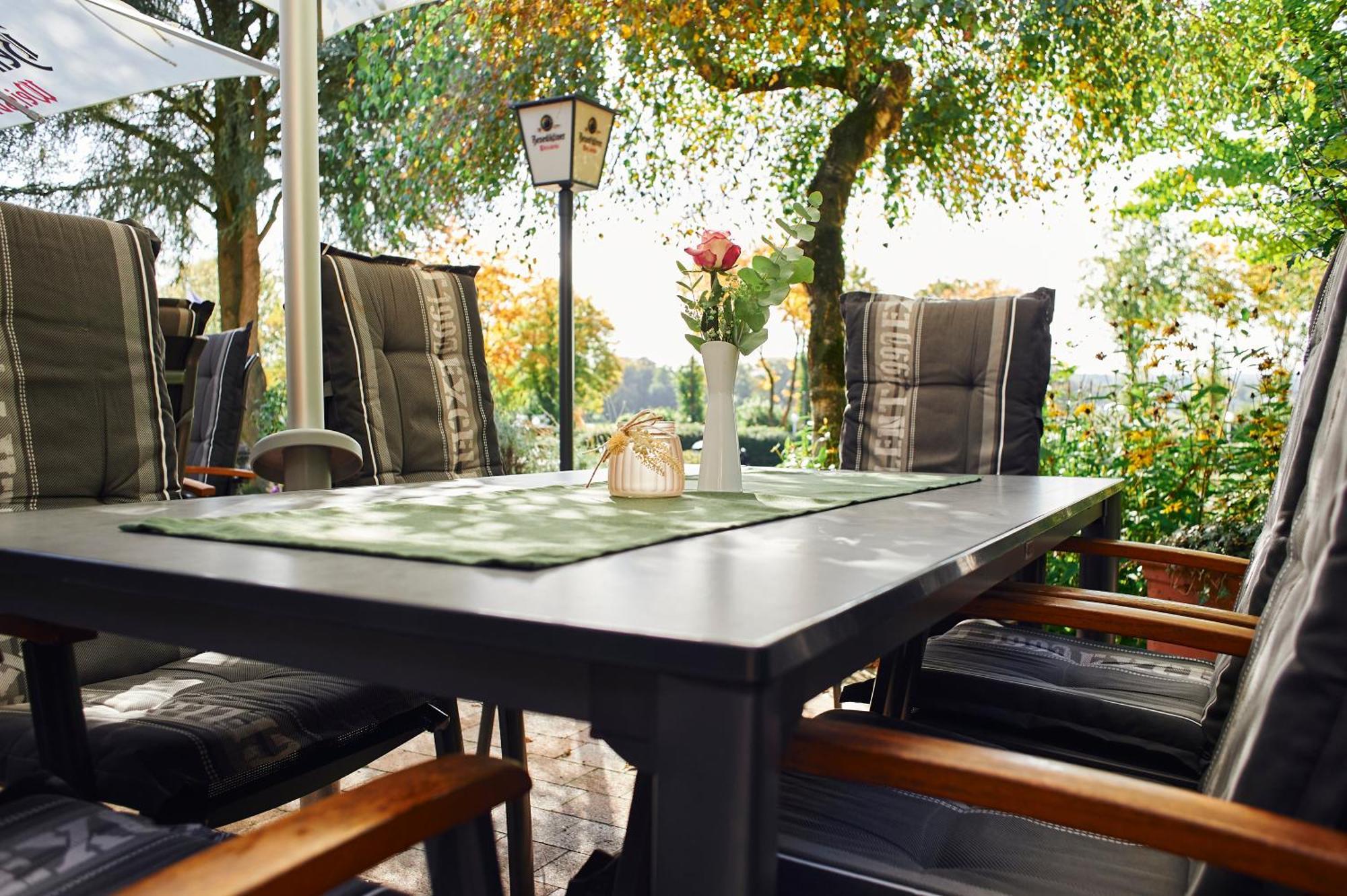 Hotel Restaurant Waldschloesschen Линен Экстерьер фото